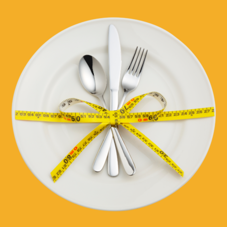 Czym jest cheat meal i czy warto to stosować w swojej diecie?